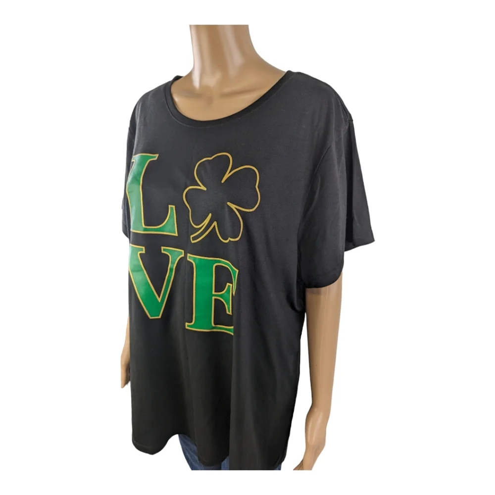 Way to Celebrate Love 4-Leaf Clover Graphic T-Shirt XXXL